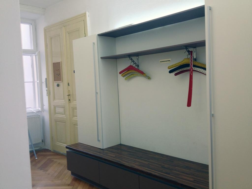 Big Vintage Style Flat Near Schoenbrunn Viena Exterior foto